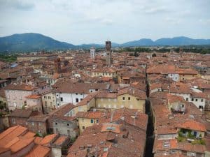 Lucca - Toscanan helmi