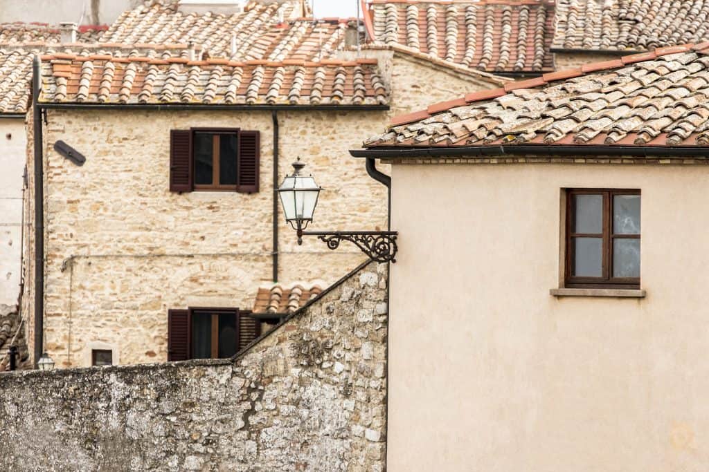 Casas antiguas en Volterra