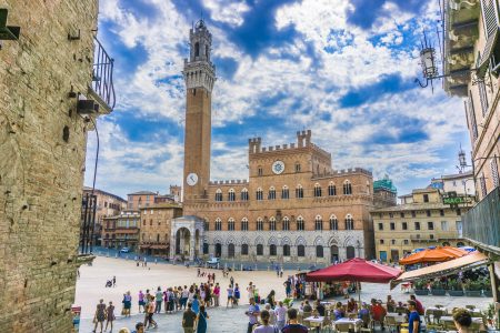 Piazza del Campo with the town hall