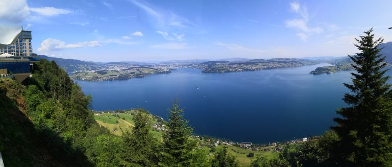 Wichtige Hinweise für die Fahrt durch die Schweiz: