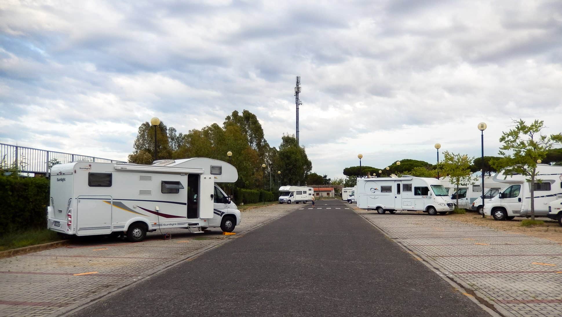 Wohnmobil Stellplatz in Pisa