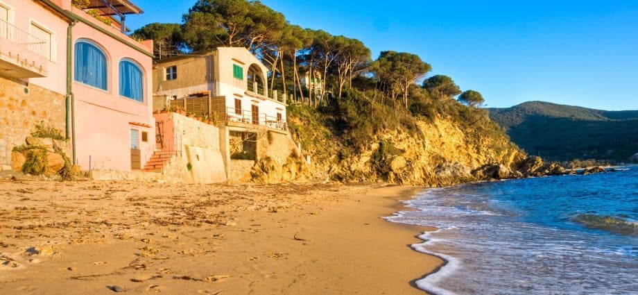 Sandstrand bei Forno auf Elba
