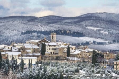 Winter-Camping in der Toskana: Aktivurlaub und Kultur abseits der Hauptsaison